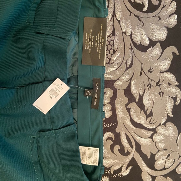 Beautiful emerald green suit pants - Picture 4 of 10